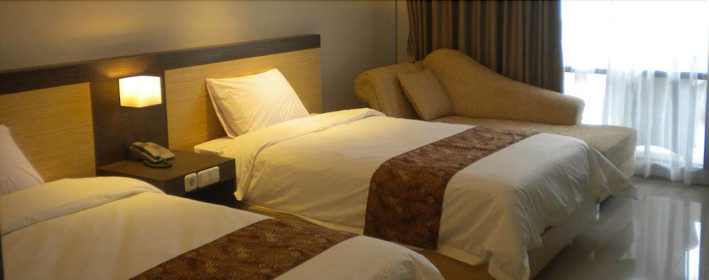 Grand Inna Samudra Beach Cimaja Kültér fotó